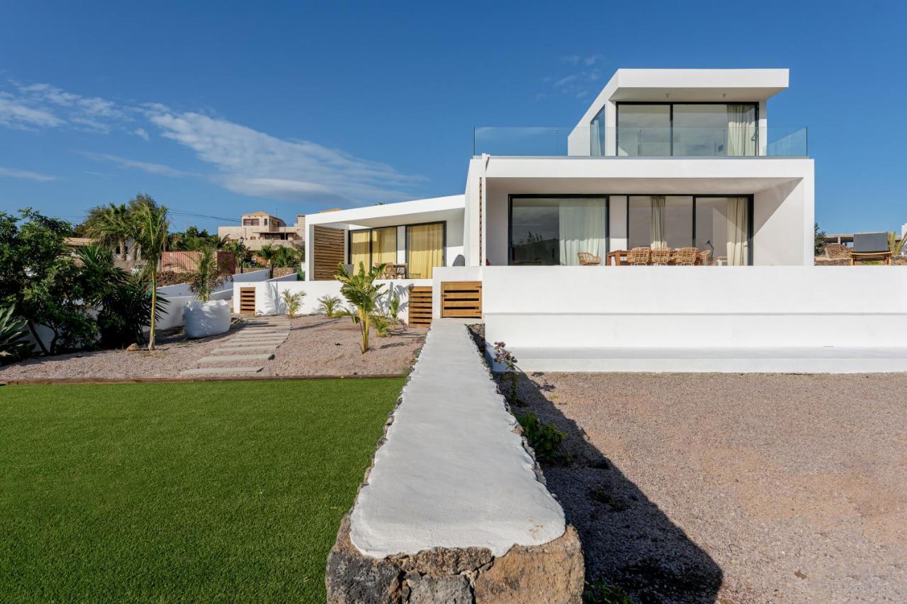 Villa Elena, Luxery Villa With Swimming Pool! Lajares Exterior photo